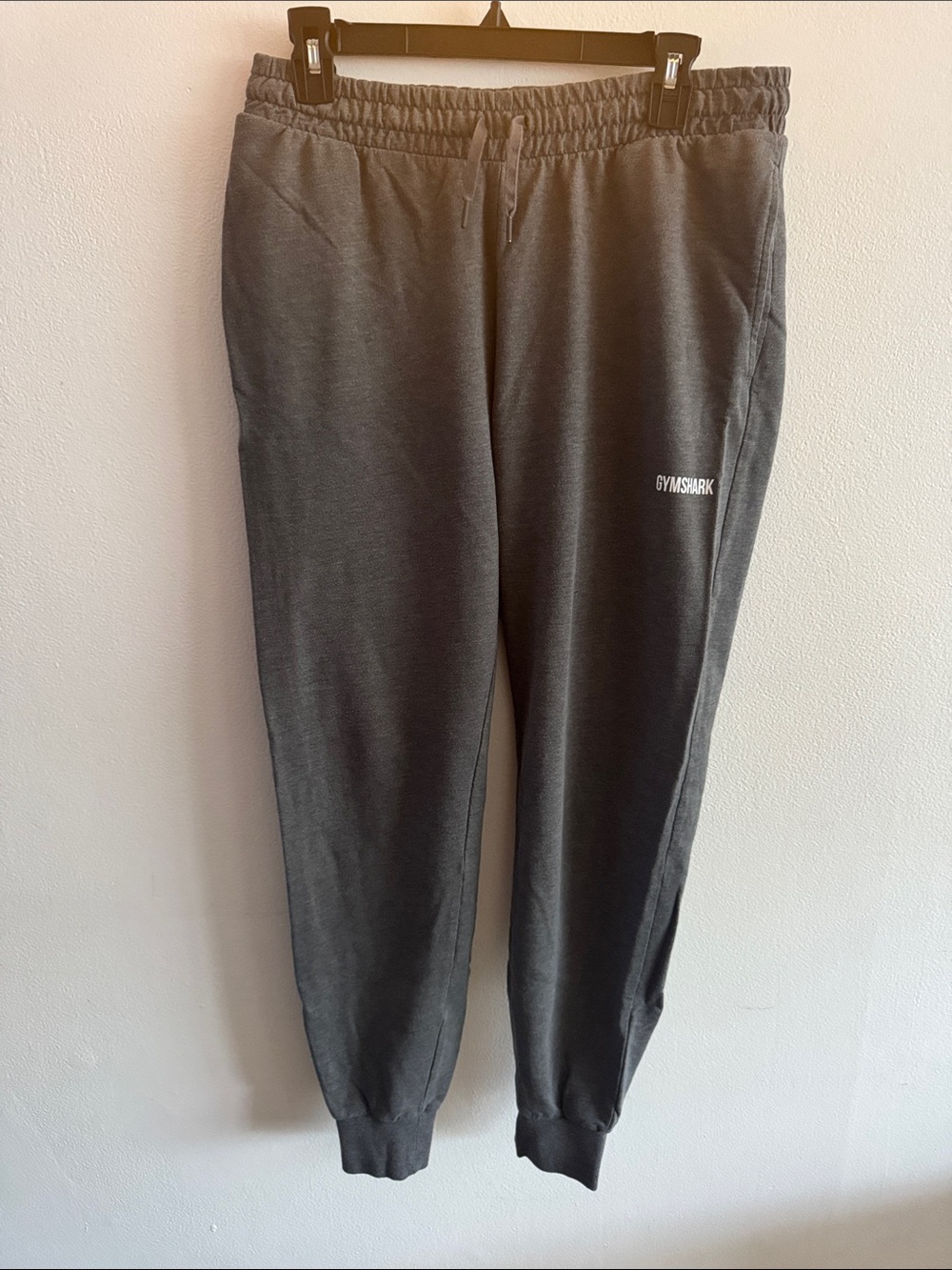 Gymshark Men's Dark Gray Jogger Sweatpants size Large